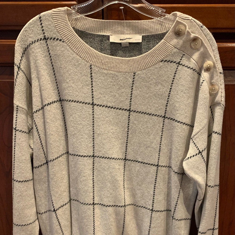 LOFT SWEATER NWOT